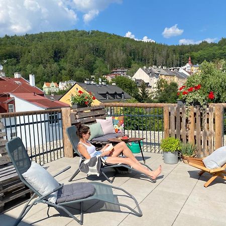Four Rooms Carlsbad Authentic Karlovy Vary Bagian luar foto