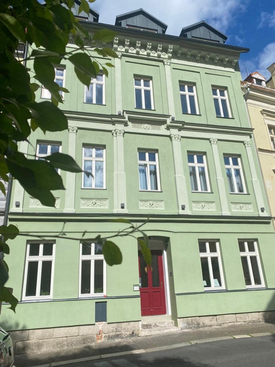 Four Rooms Carlsbad Authentic Karlovy Vary Bagian luar foto
